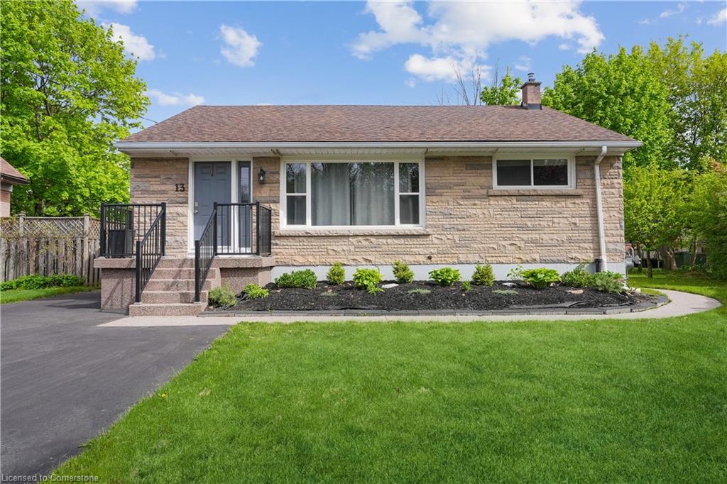 13 Beaucourt Place Property Photo 1