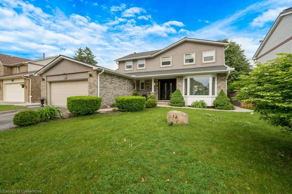 14 Pathfinder Crescent Property Photo 1