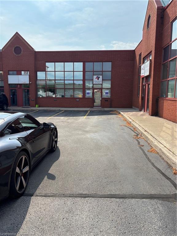 29-5100 South Service Road Property Photo 3