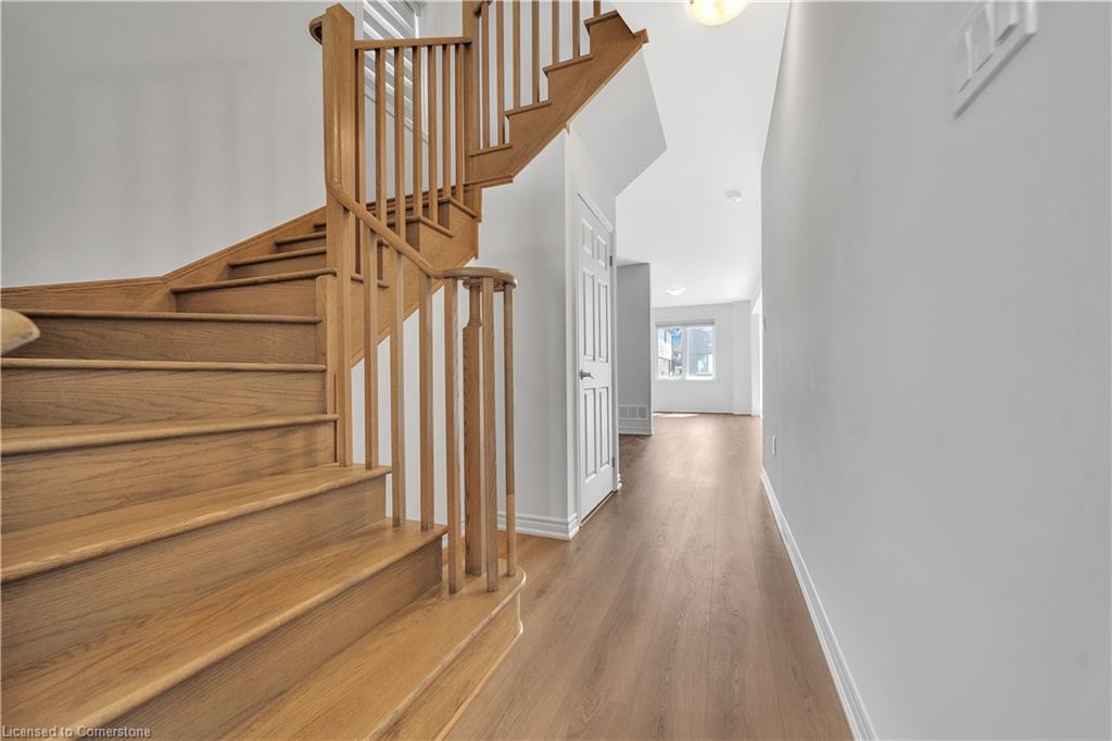 244 Elliot Avenue W Property Photo 8