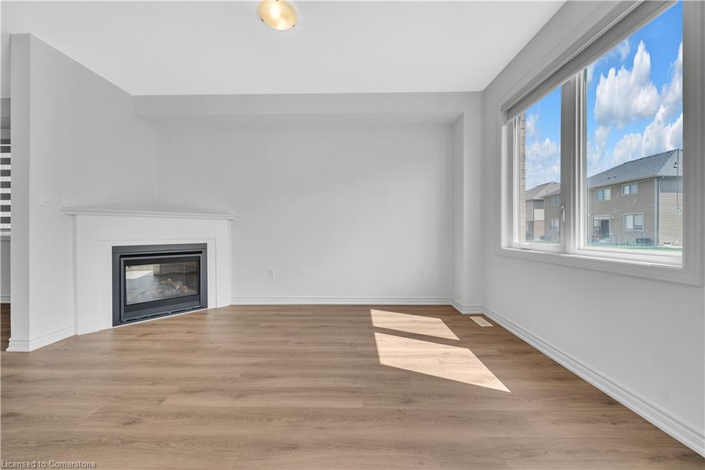 244 Elliot Avenue W Property Photo 14