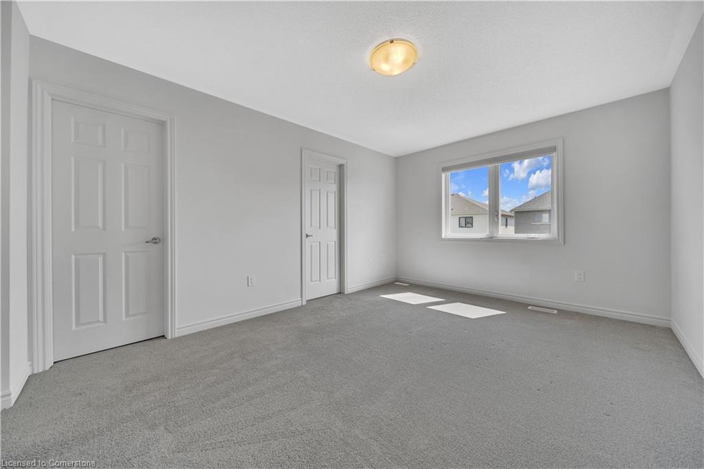 244 Elliot Avenue W Property Photo 28