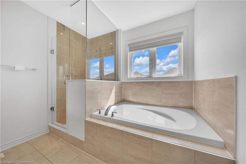 244 Elliot Avenue W Property Photo 31