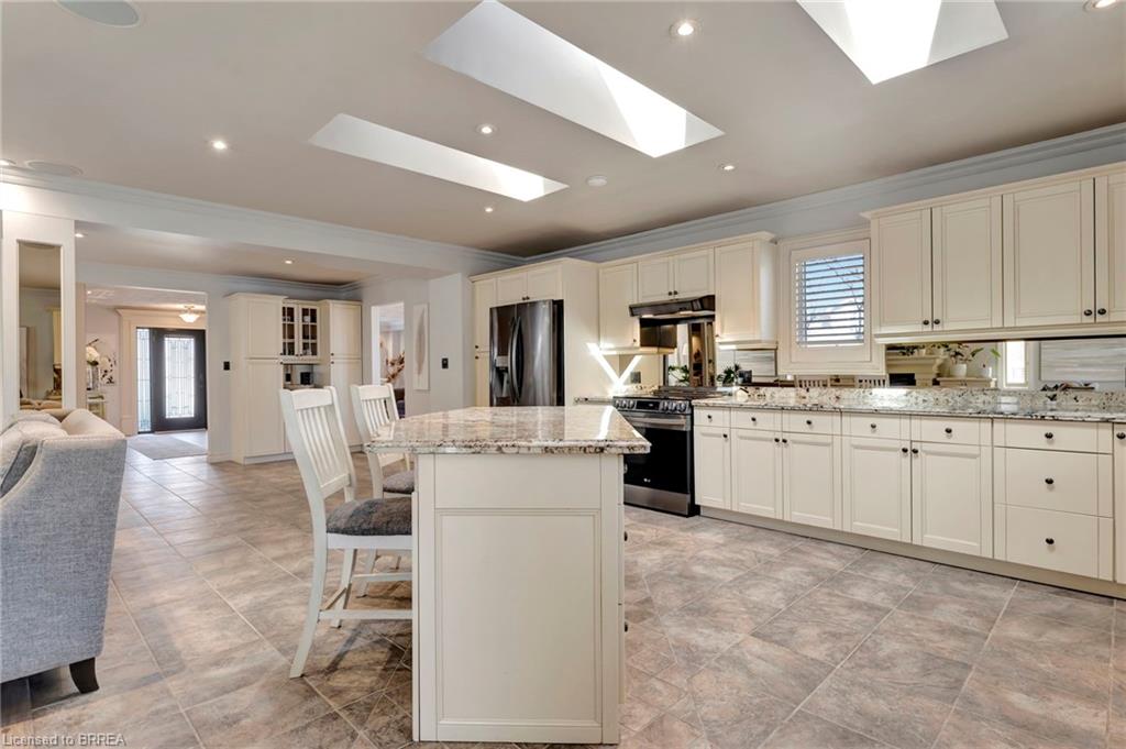 1 Bowen Lane Property Photo 14