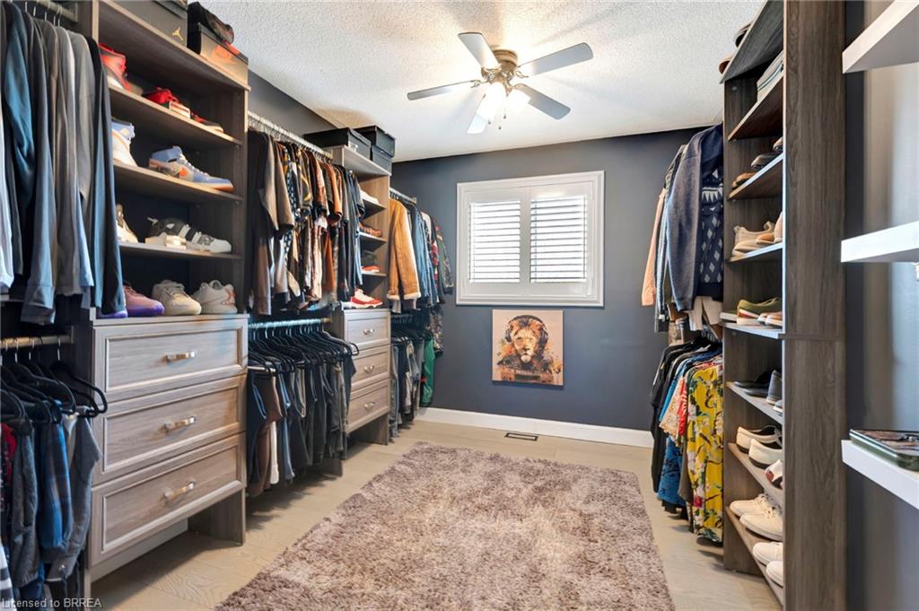 1 Bowen Lane Property Photo 24