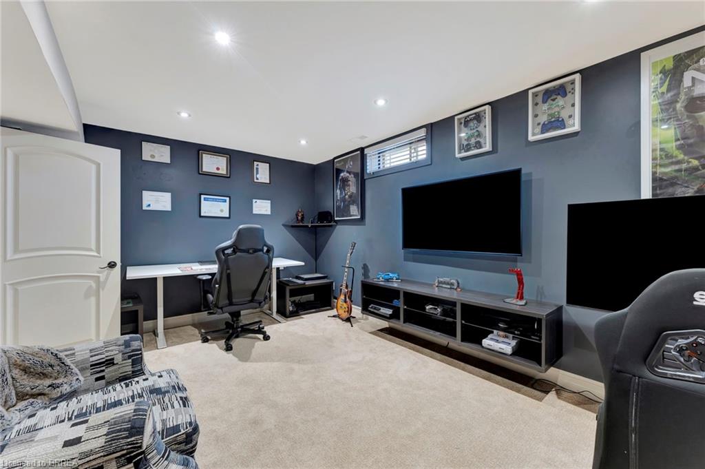 1 Bowen Lane Property Photo 37