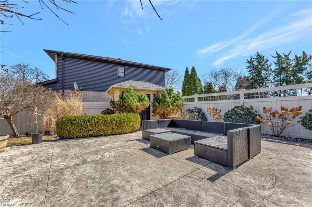 1 Bowen Lane Property Photo 42
