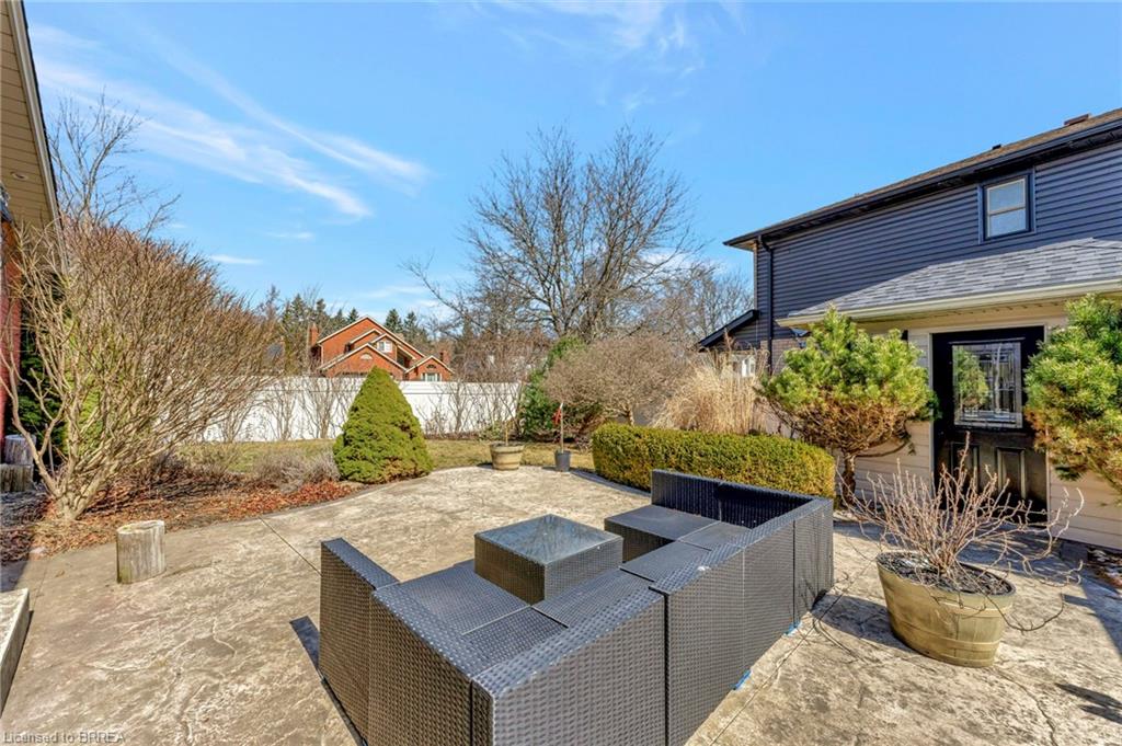1 Bowen Lane Property Photo 43