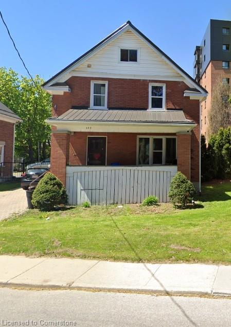 179 Regina Street N Property Photo 2
