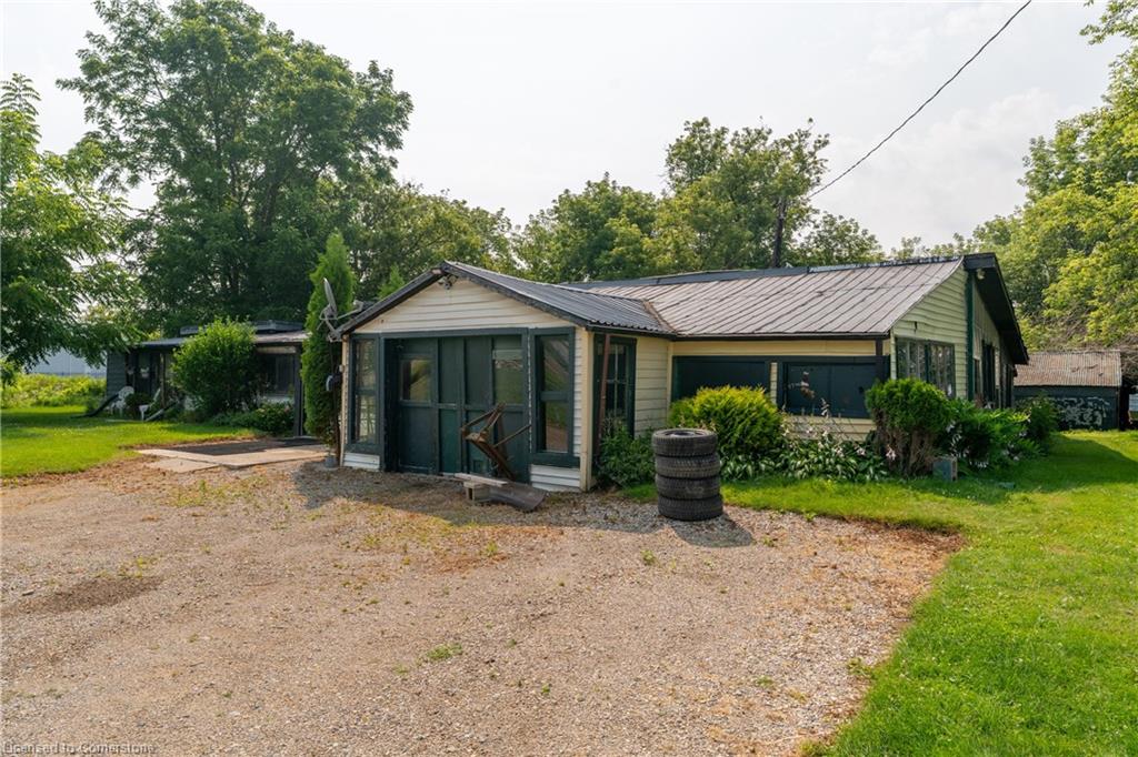 1264 Parkinson Road Property Photo 1