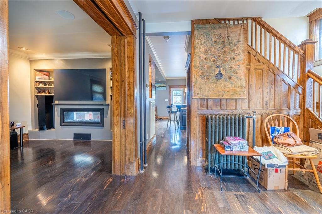 41 Baldwin Street Property Photo 6