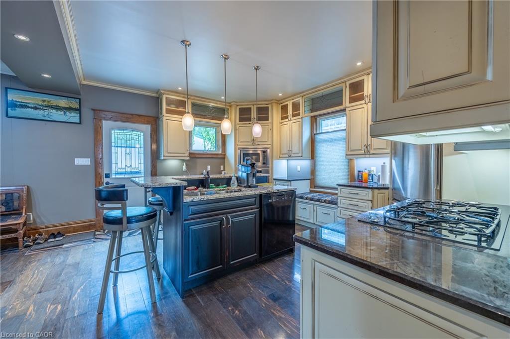 41 Baldwin Street Property Photo 9