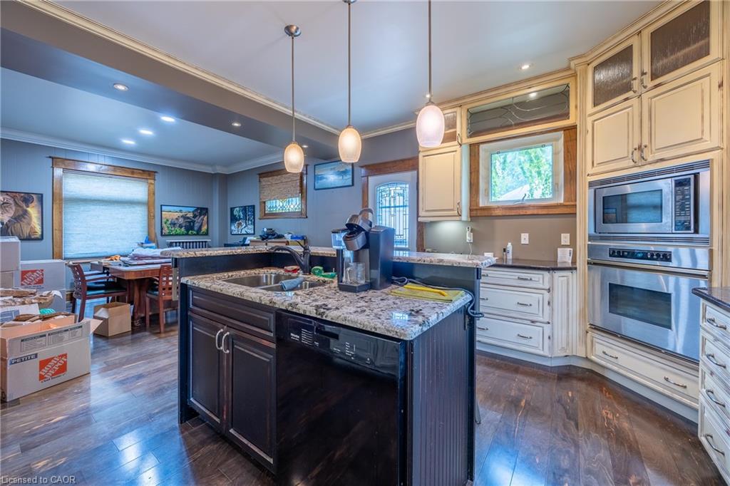 41 Baldwin Street Property Photo 12