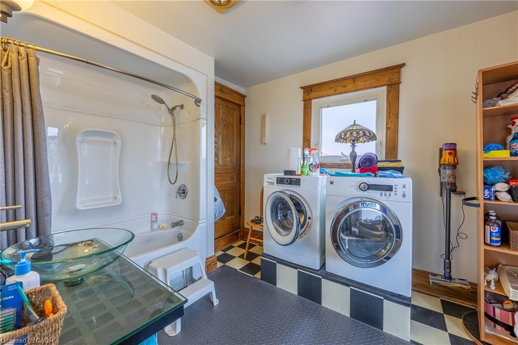 41 Baldwin Street Property Photo 23