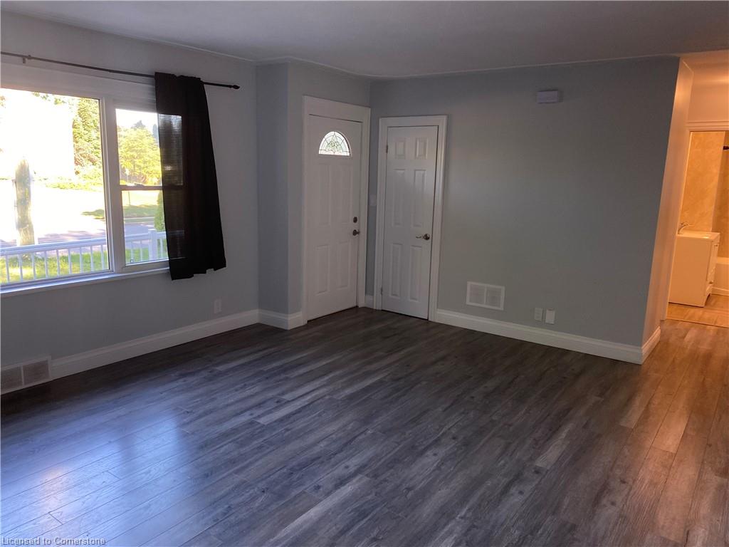 40 Kerman Avenue Property Photo 5
