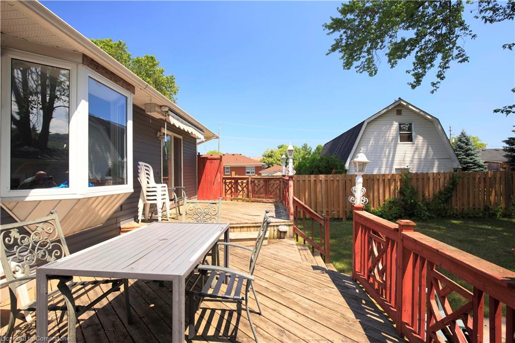 40 Kerman Avenue Property Photo 28