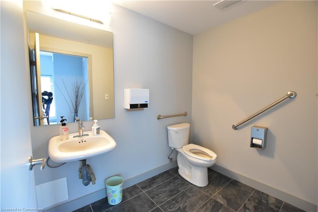 210-1 Victoria Street Property Photo 19