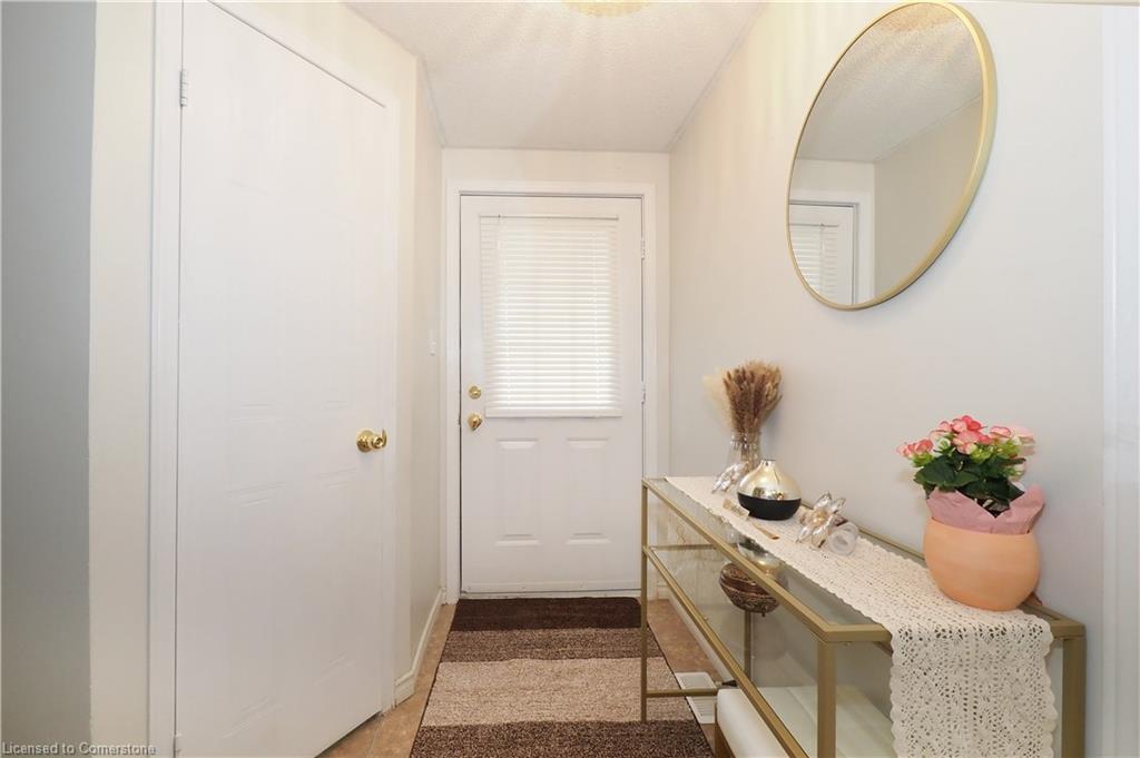 429 Exmoor Street Property Photo 4