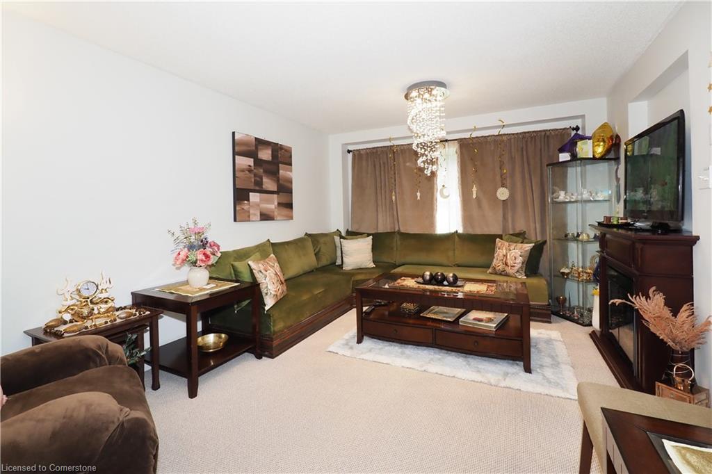 429 Exmoor Street Property Photo 6