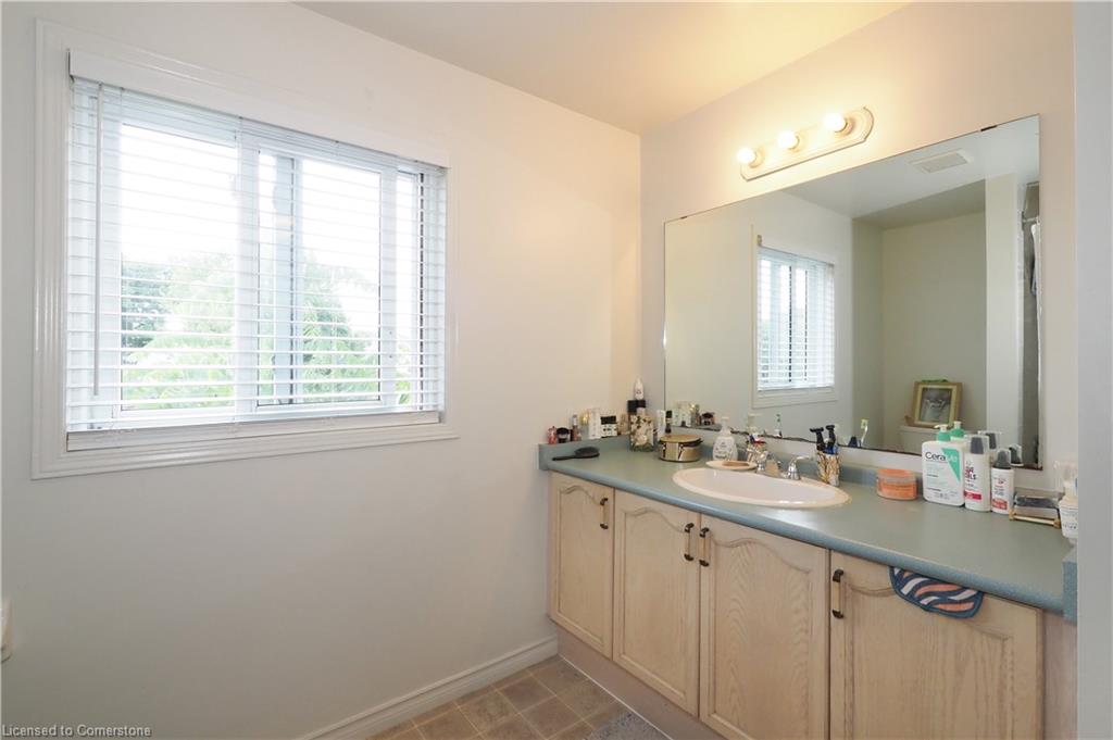 429 Exmoor Street Property Photo 19