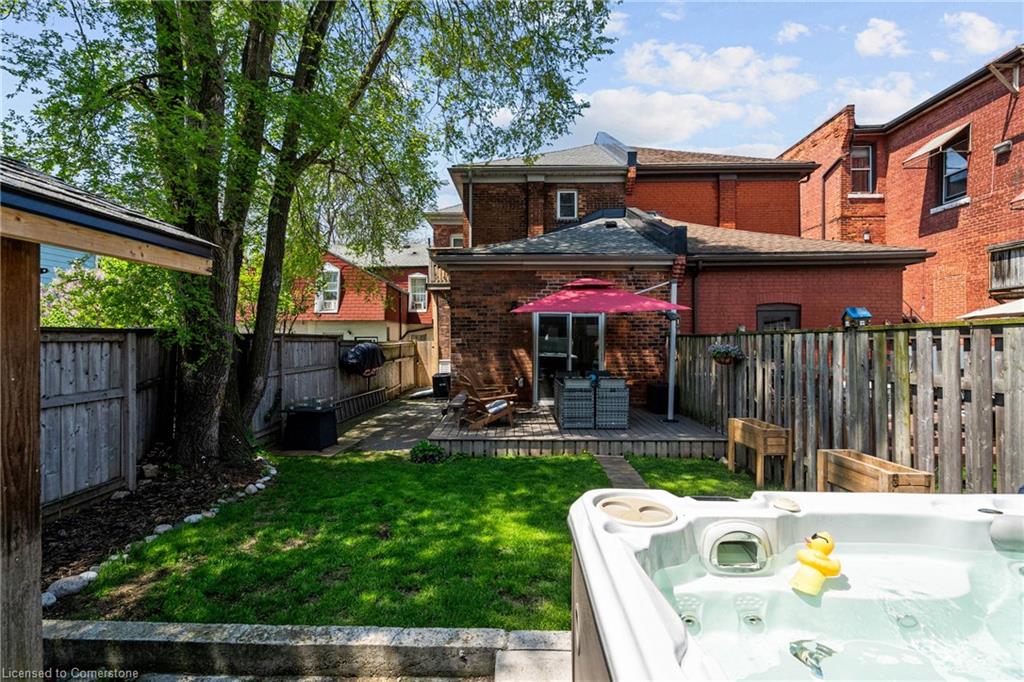 550 James Street N Property Photo 1
