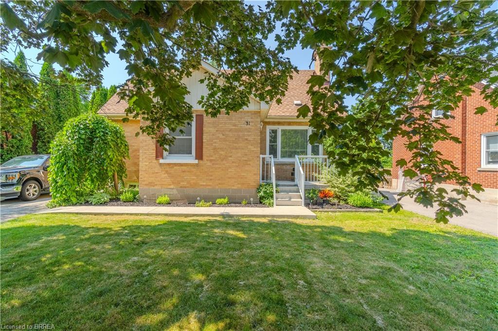 31 Capron Street Property Photo 3