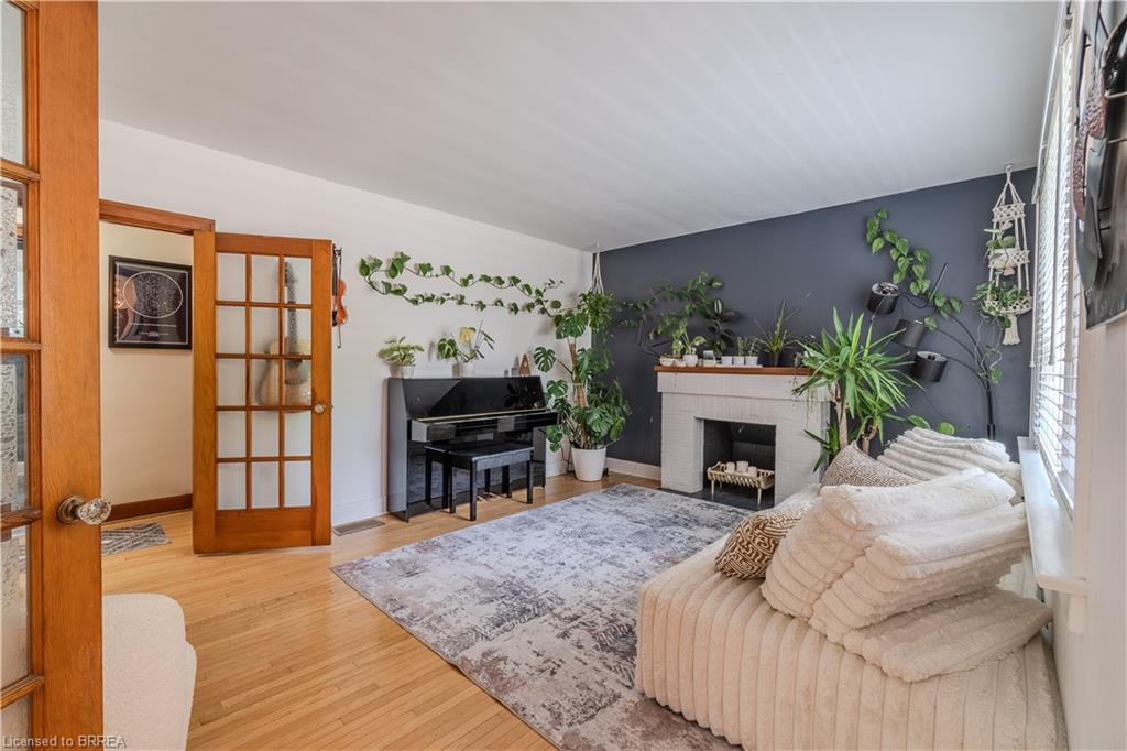 31 Capron Street Property Photo 14