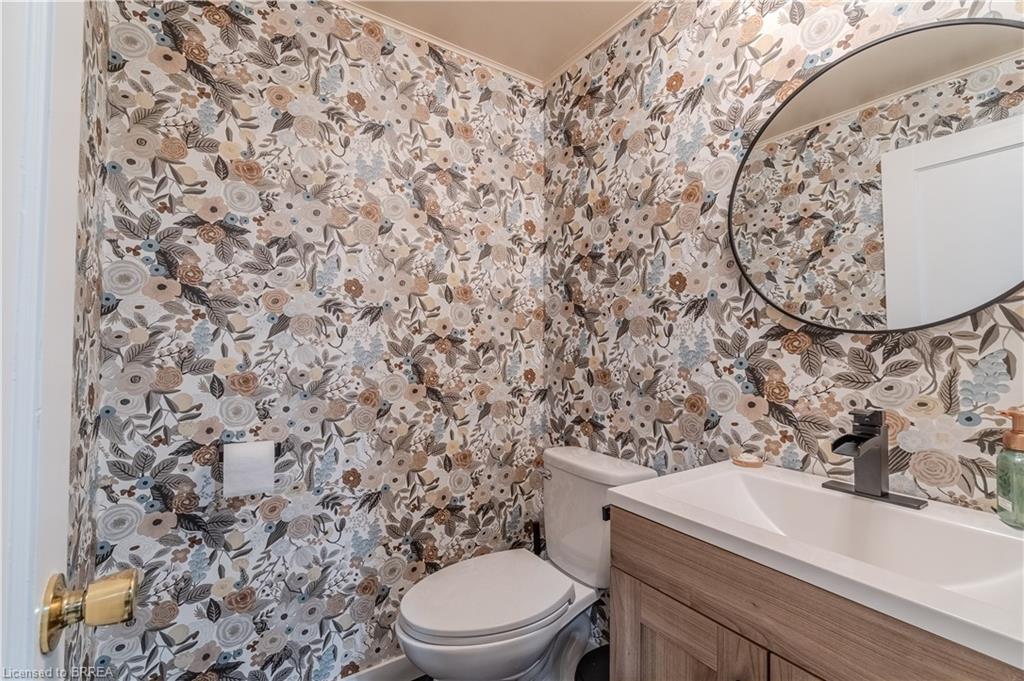 31 Capron Street Property Photo 33