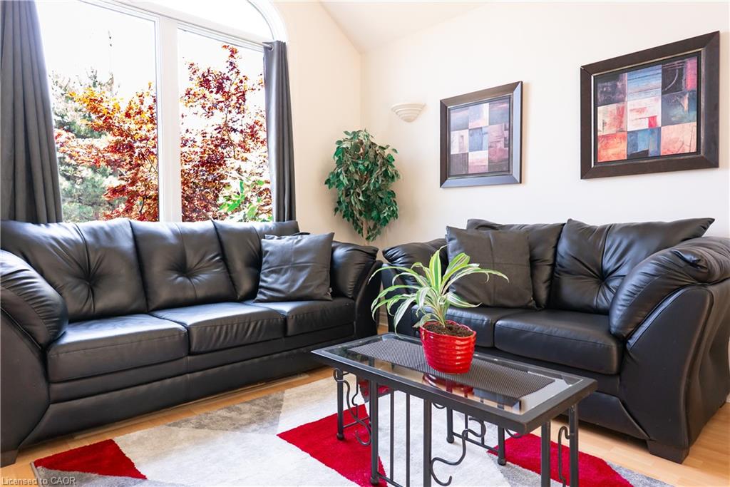 22 Tuscani Drive Property Photo 8