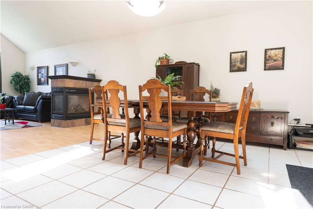 22 Tuscani Drive Property Photo 9