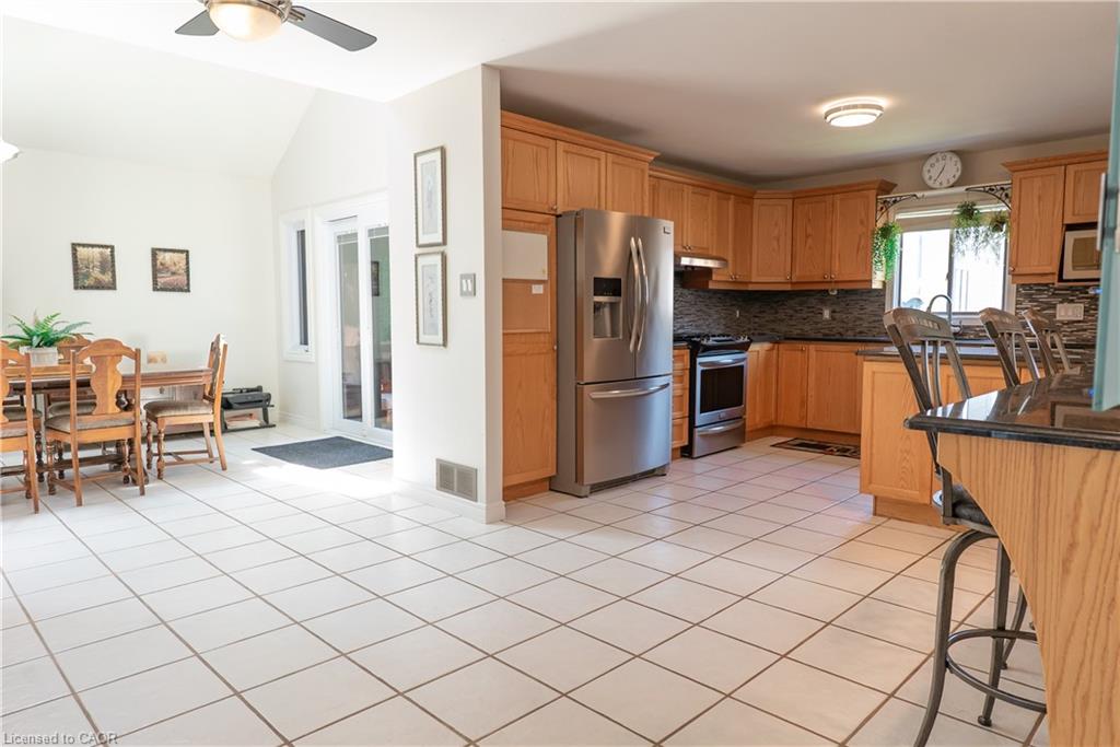 22 Tuscani Drive Property Photo 14