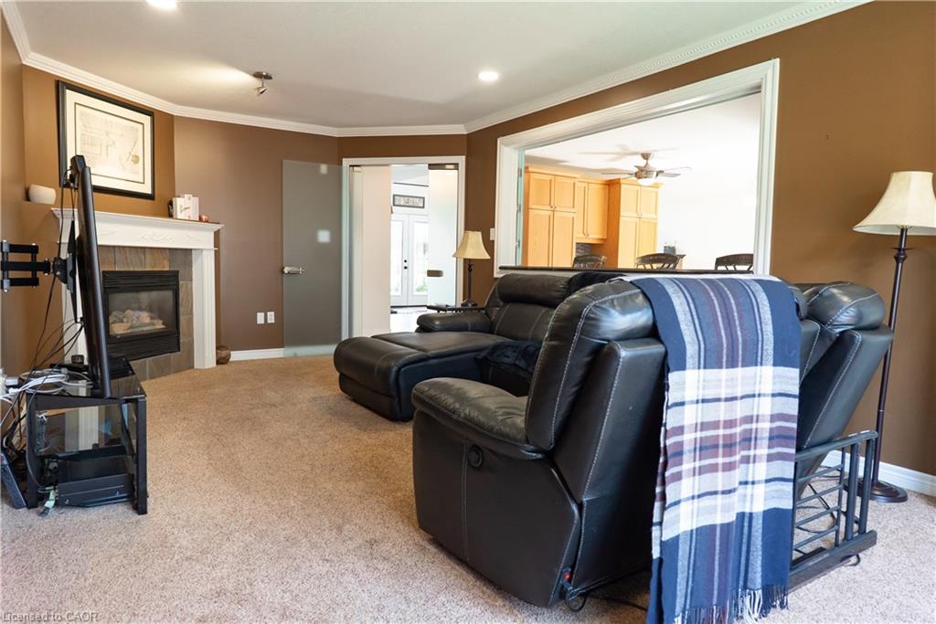 22 Tuscani Drive Property Photo 17