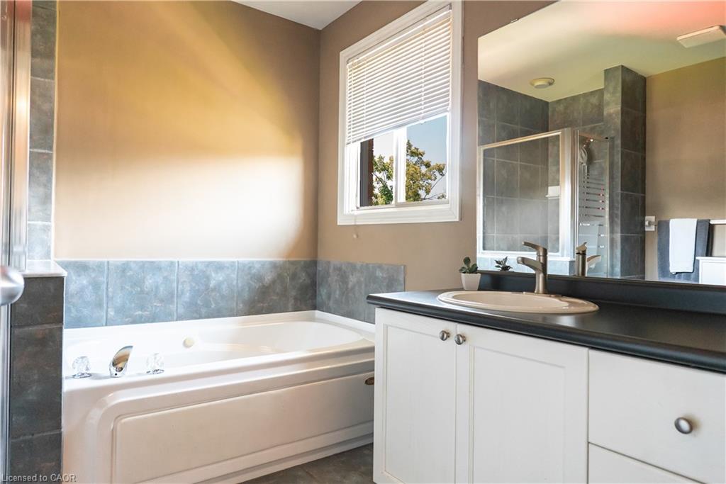 22 Tuscani Drive Property Photo 24