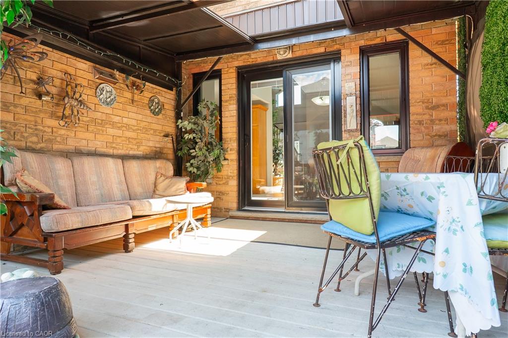 22 Tuscani Drive Property Photo 42