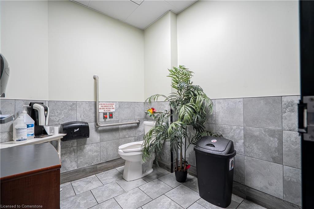 1515 Gordon Street Property Photo 34