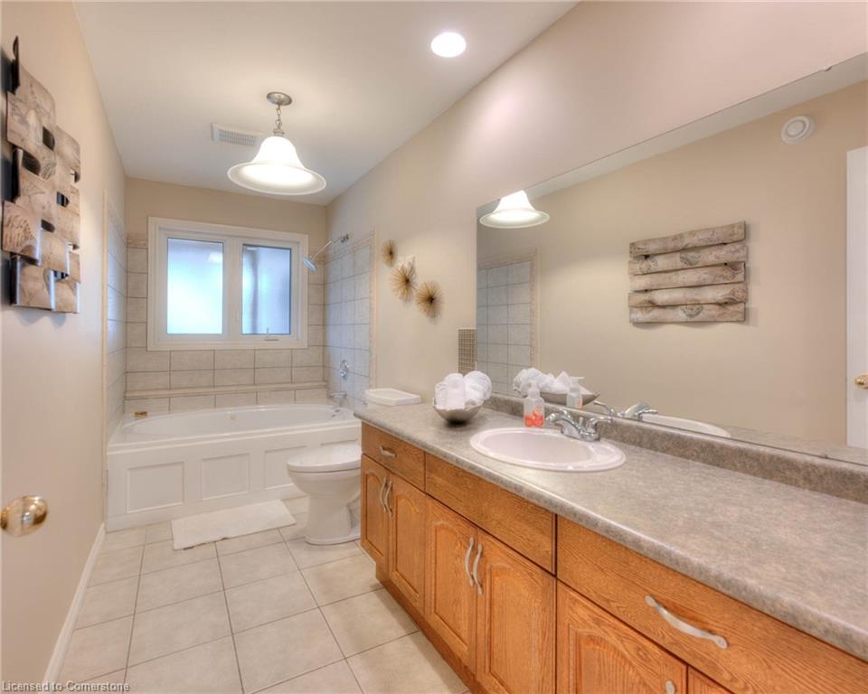 18 Adelaide Street Property Photo 23