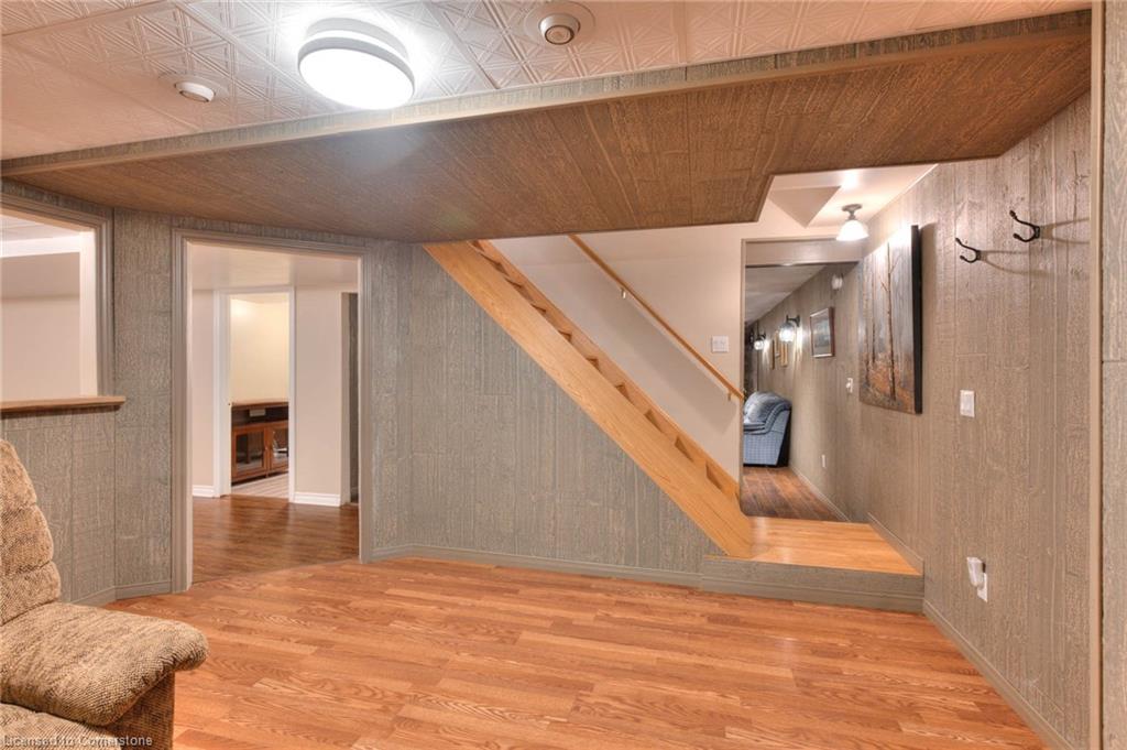 18 Adelaide Street Property Photo 31