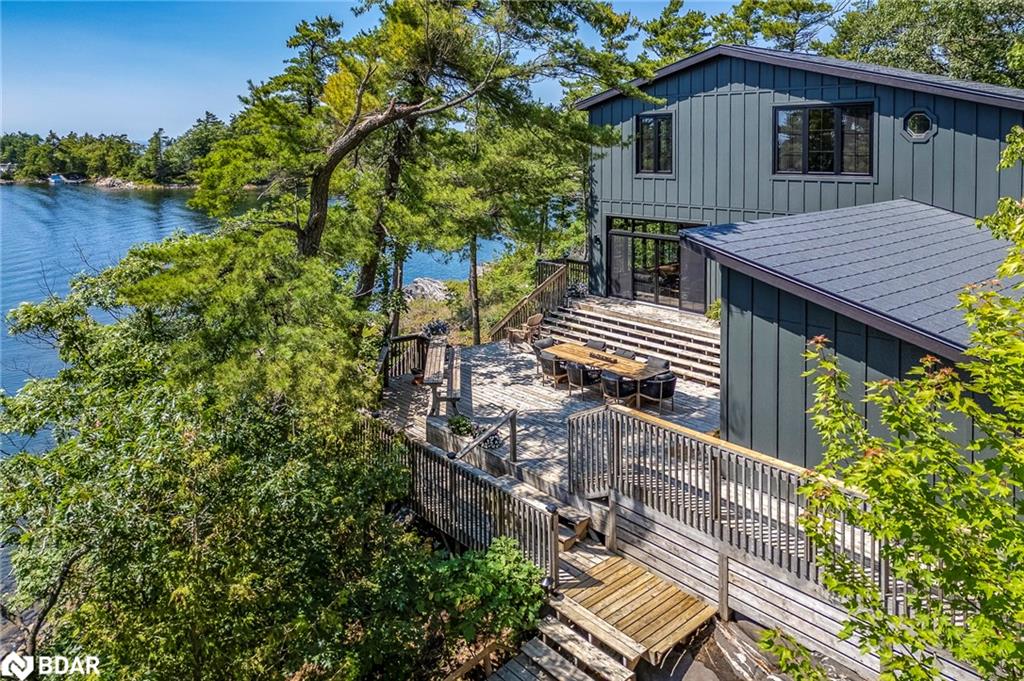 1 Gb466 Island Property Photo 7