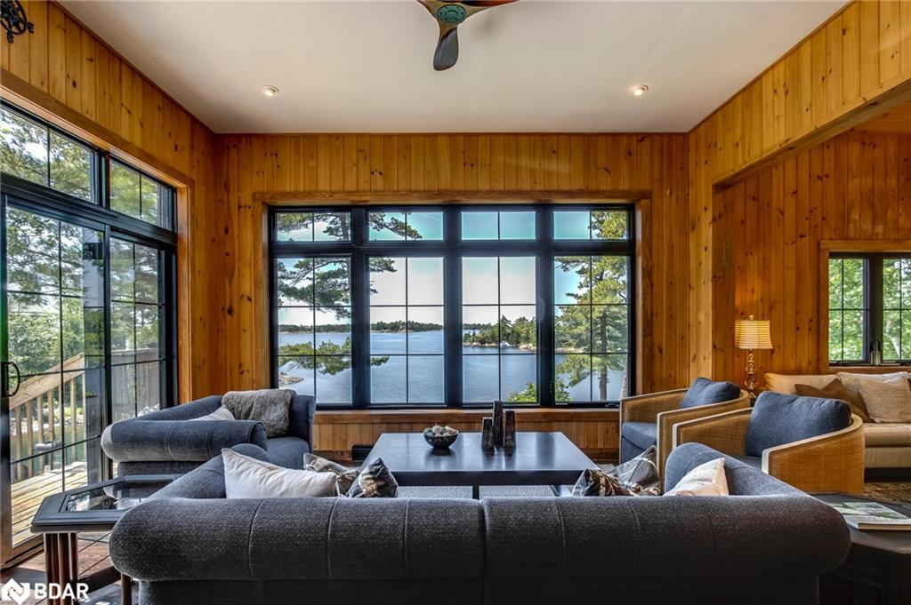 1 Gb466 Island Property Photo 9