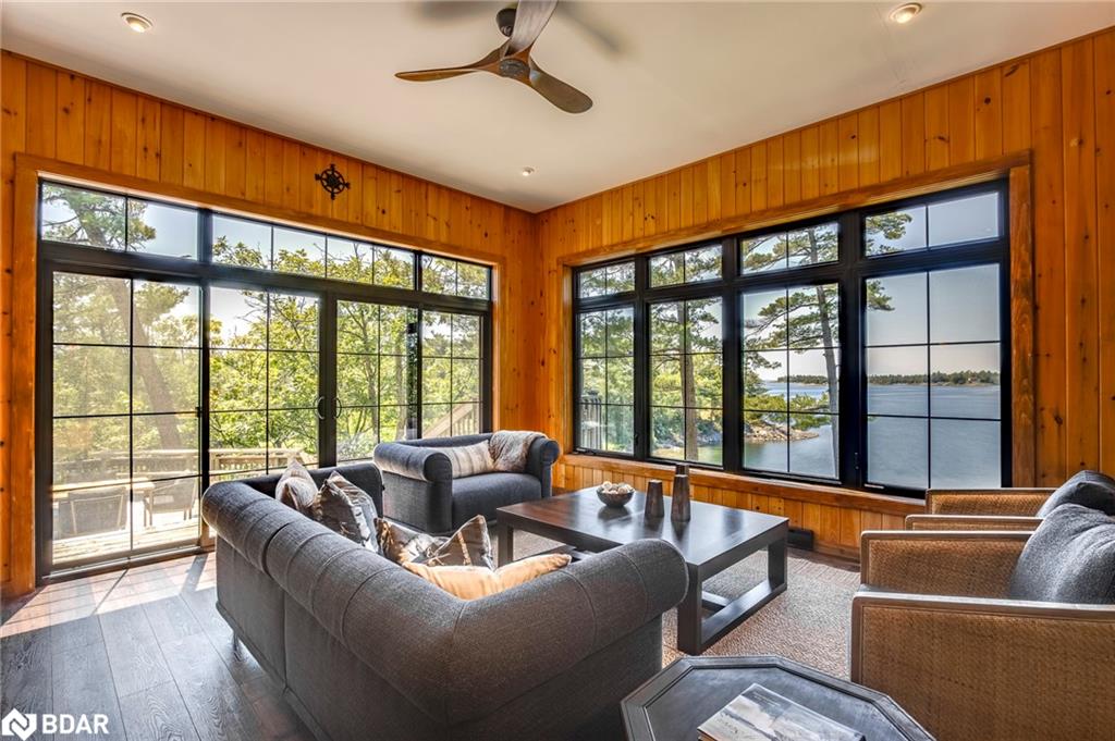 1 Gb466 Island Property Photo 10