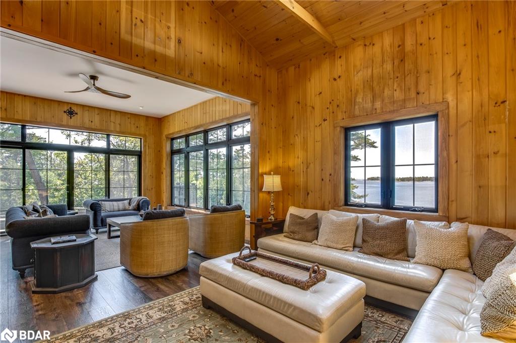 1 Gb466 Island Property Photo 12