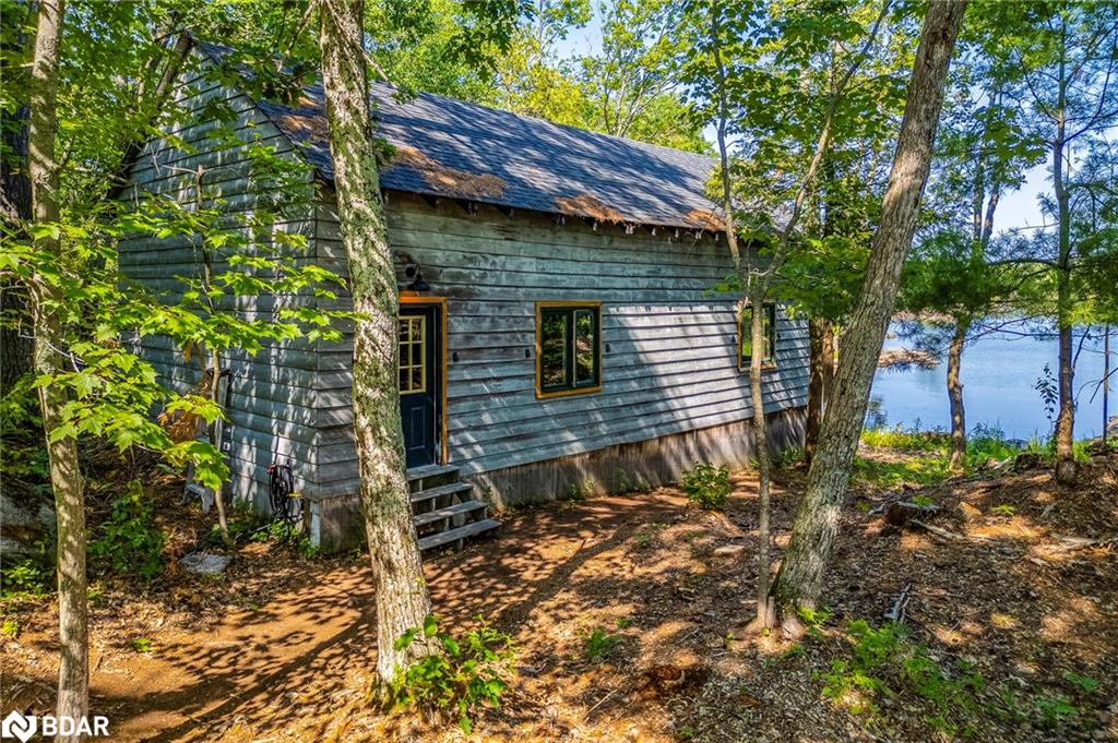 1 Gb466 Island Property Photo 42