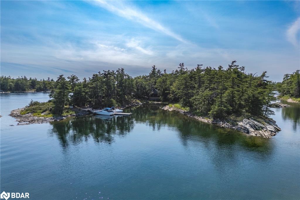 1 Gb466 Island Property Photo 48