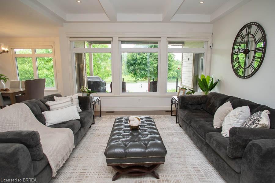 6-158 Willow Street Property Photo 9