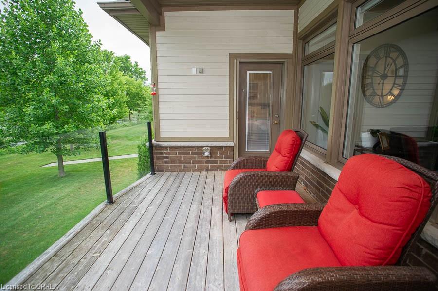 6-158 Willow Street Property Photo 17