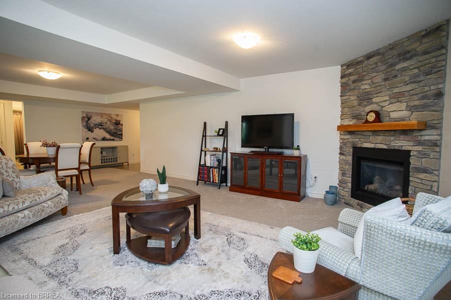 6-158 Willow Street Property Photo 38