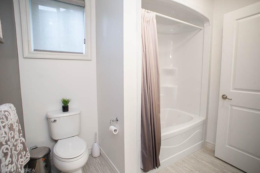 6-158 Willow Street Property Photo 44