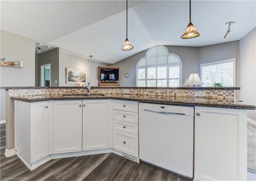 40 Devonshire Drive Property Photo 12