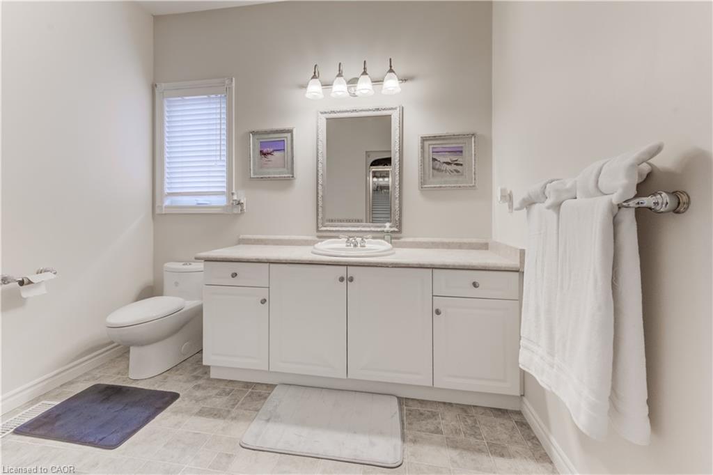 40 Devonshire Drive Property Photo 16