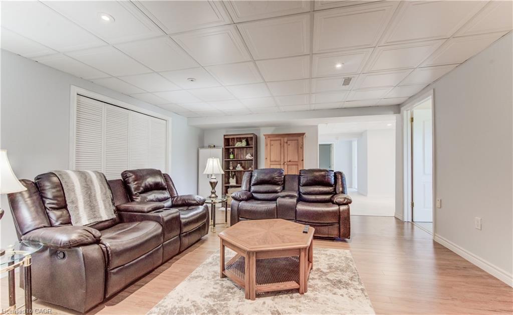 40 Devonshire Drive Property Photo 22